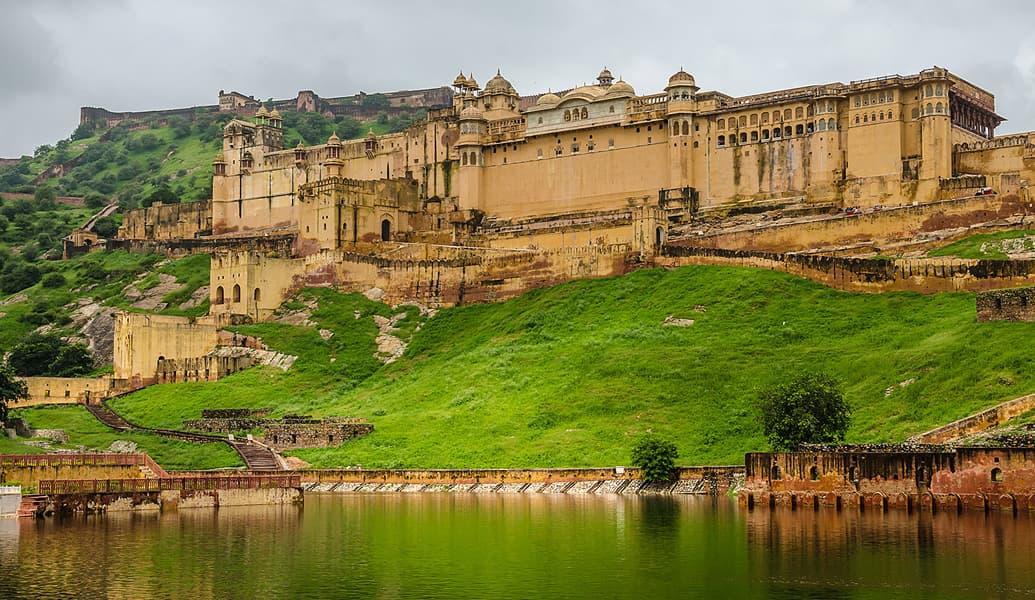 Royal Rajasthan Heritage Tour Package | 8 Days & 7 Nights thumbnail 2